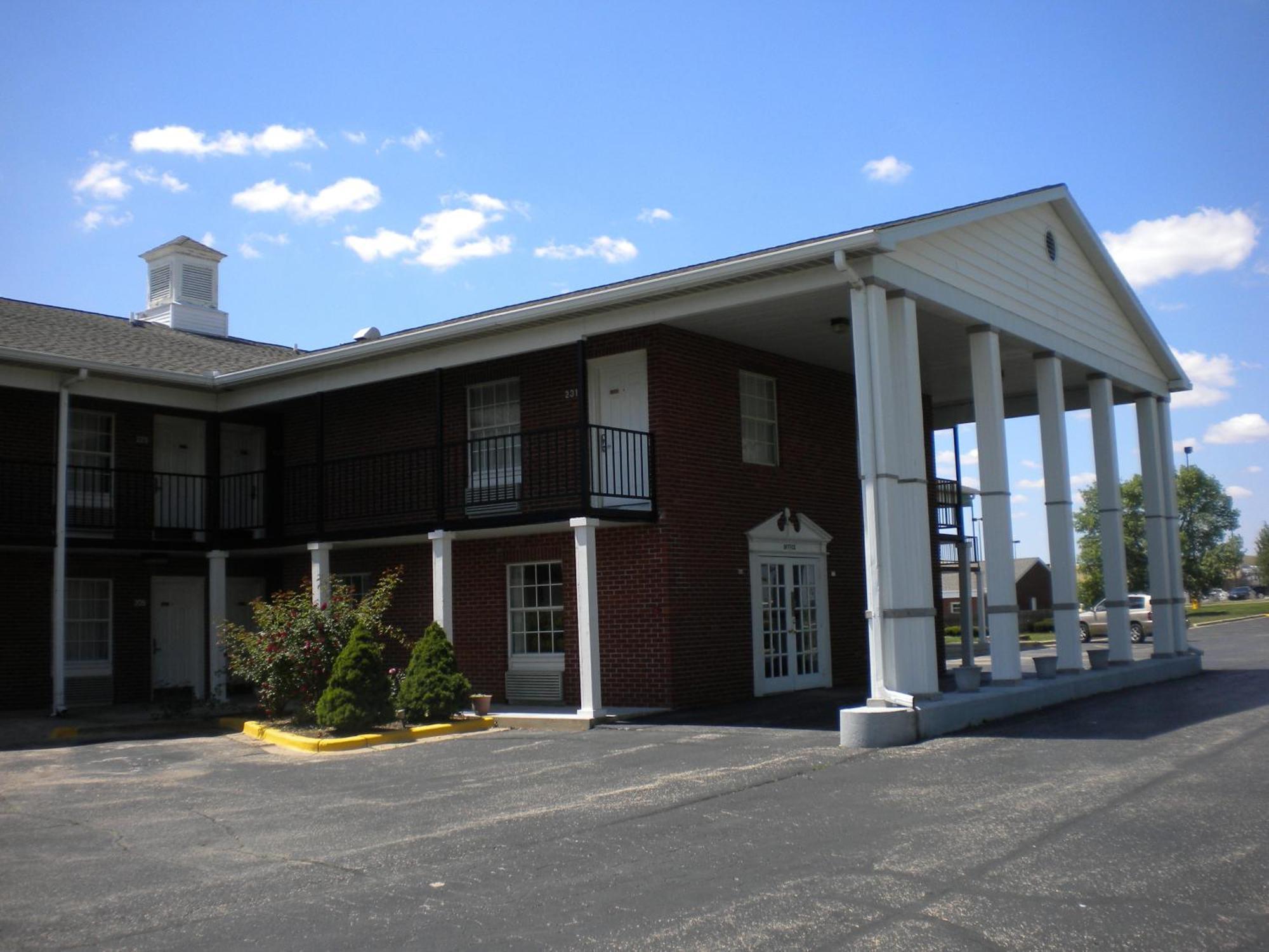 First Heritage Inn Rantoul Eksteriør billede