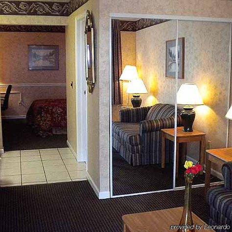 First Heritage Inn Rantoul Værelse billede